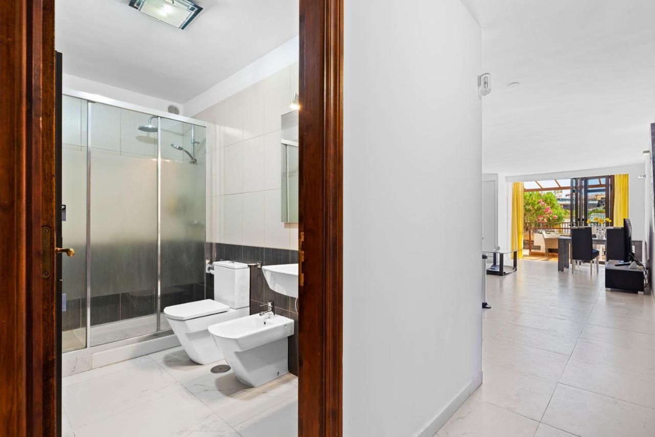 Neptuno Pool And Beach Private Access Пуэрто-де-Сантьяго Экстерьер фото